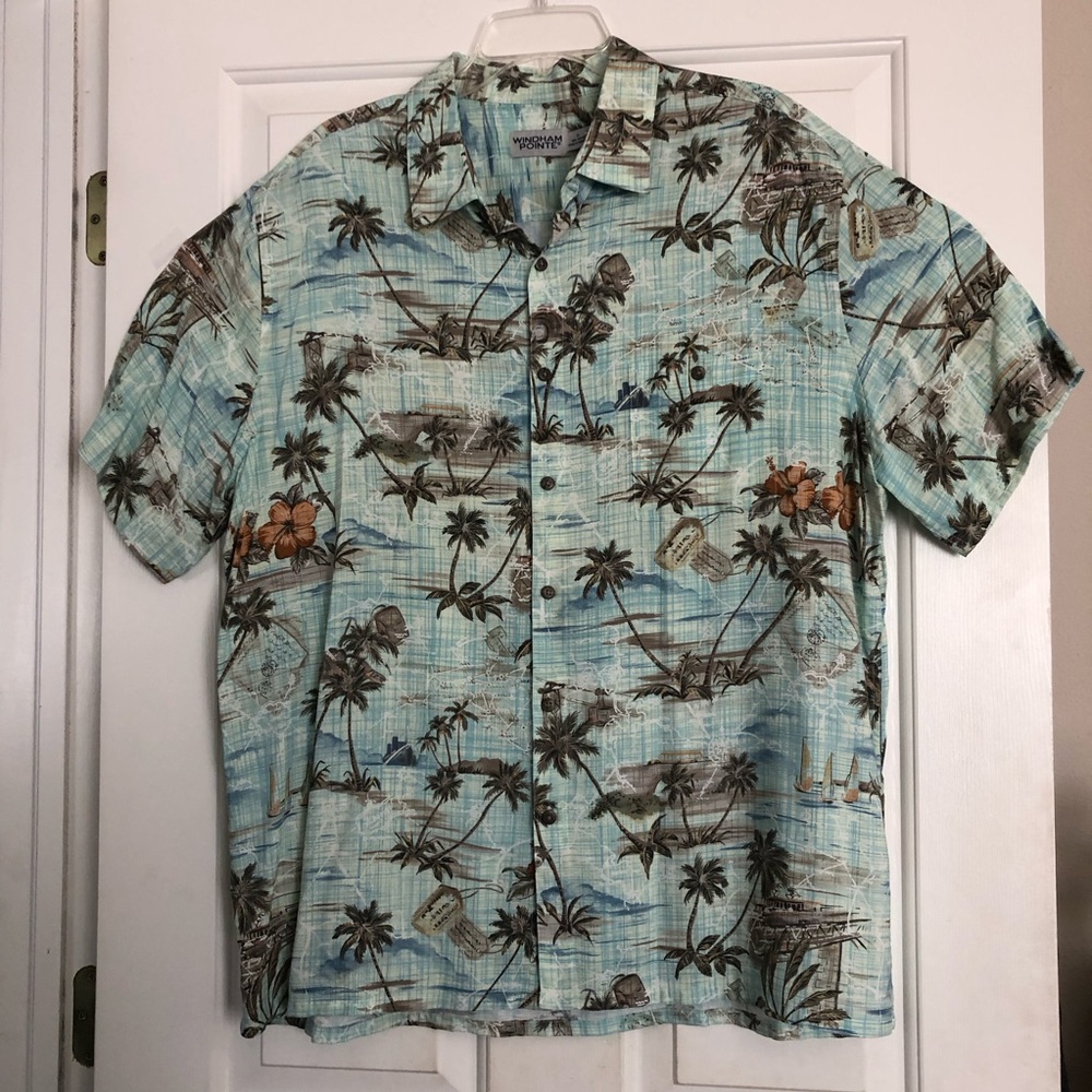 Men’s Windham Pointe Tropical Shirt Size XL Lt Blue Button Down Short Sleeve EUC